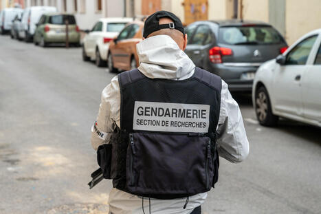 Criminalité organisée : la section de recherches de Versailles démantèle une vaste escroquerie au dispositif « Ma PrimeRénov’ » …