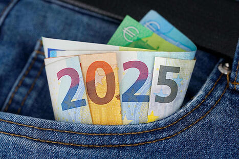 “Votre argent ne vous appartiendra plus” : l’euro numérique, nouvelle cible des théories du complot …