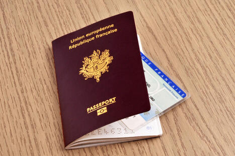 Plus de 250 000 passeports et cartes d’identité françaises sont à vendre sur le dark web …